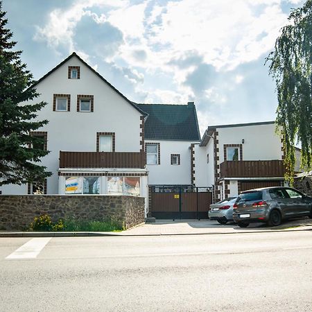 Good Sleep - Appartments Irxleben エクステリア 写真